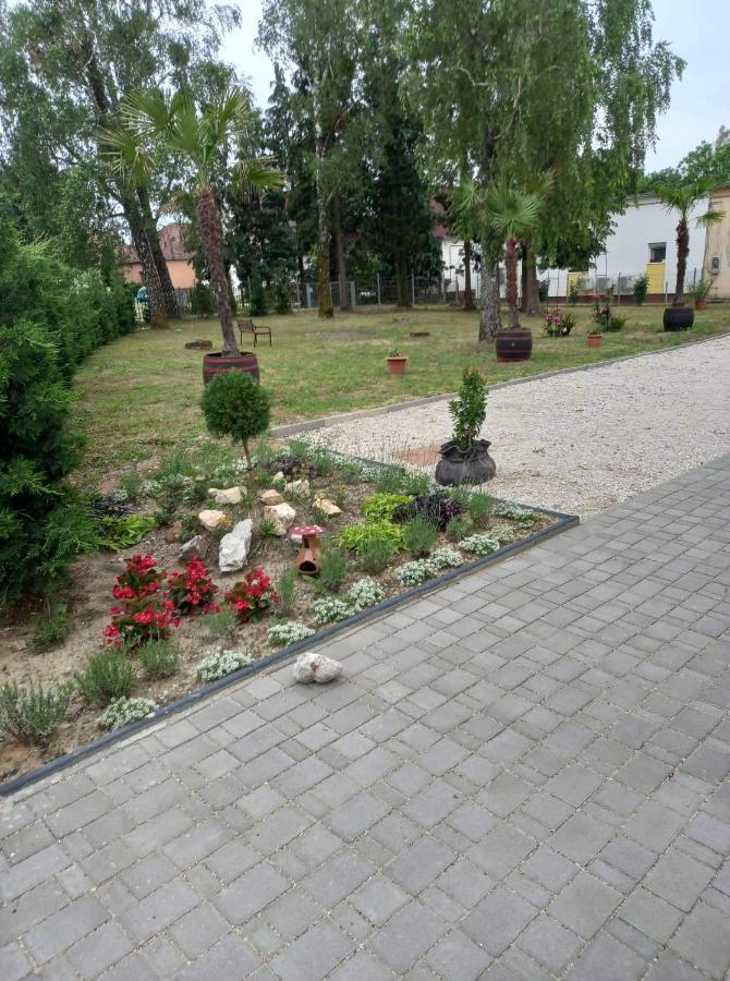 Meller-Kastely Villa Csurgo Exterior foto