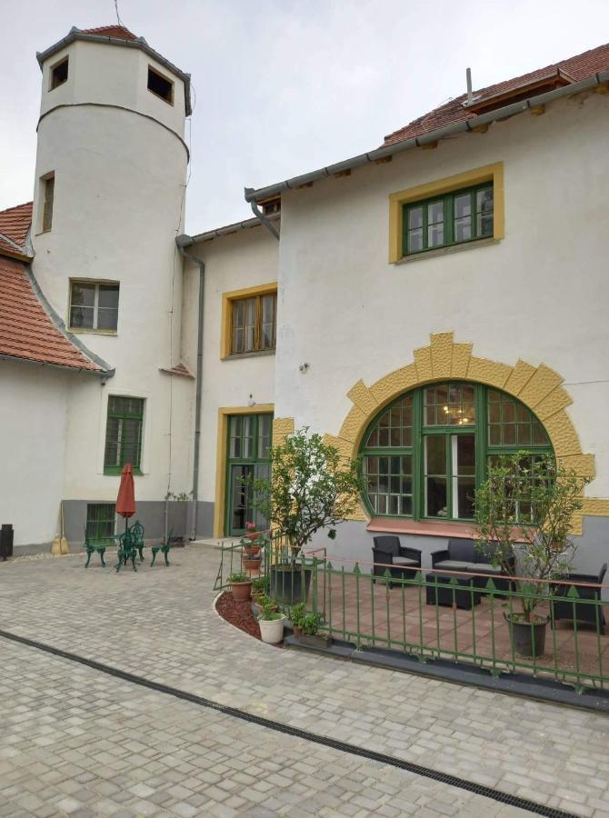 Meller-Kastely Villa Csurgo Exterior foto